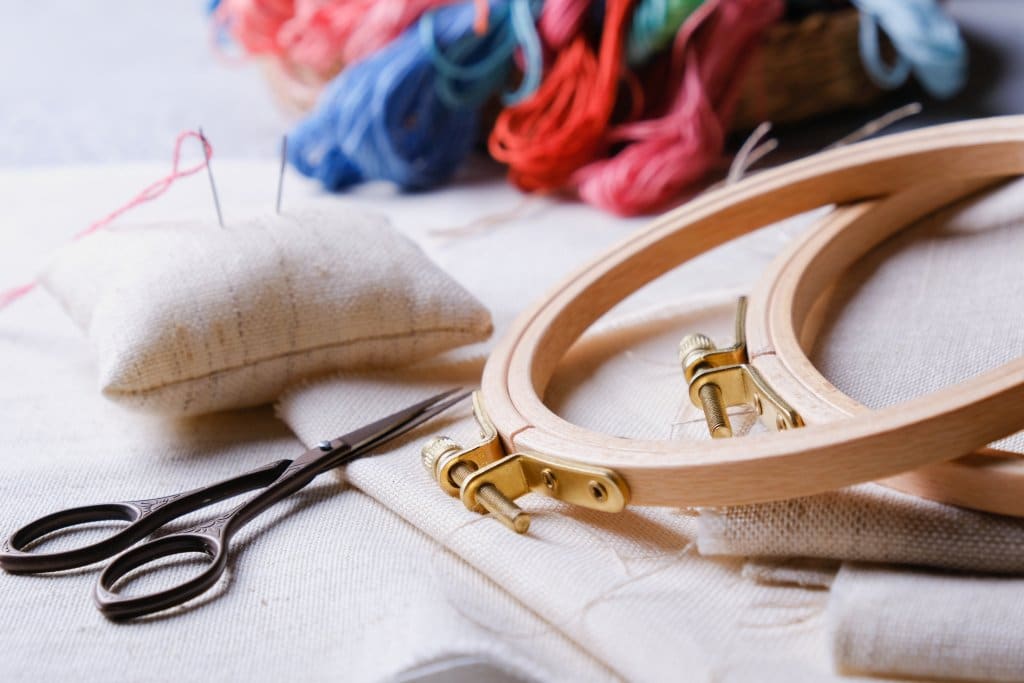 Marseille : la French Pique brode votre garde-robe