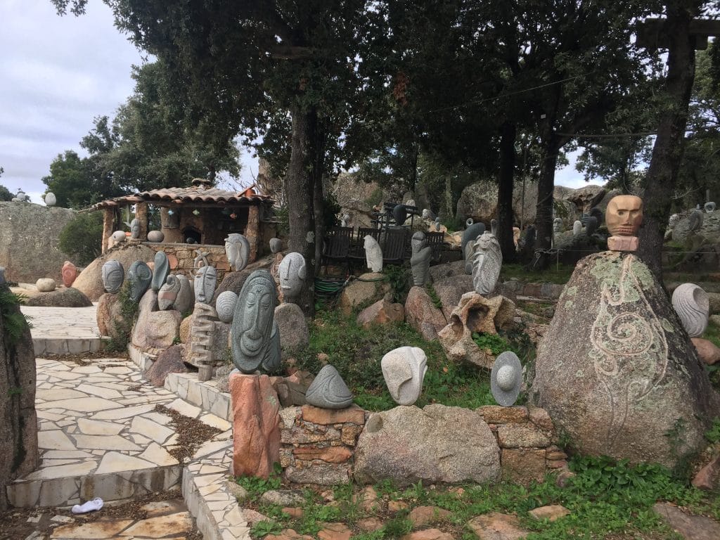 De militaire à sculpteur sur pierre