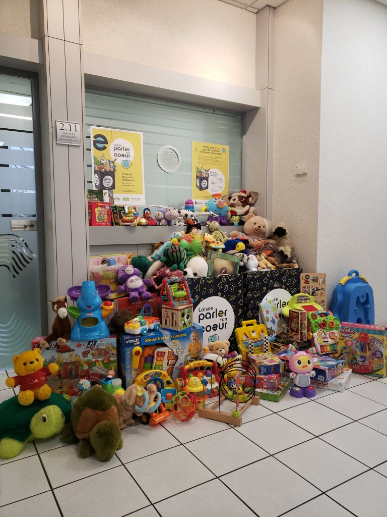 Laisse parler ton cœur : la collecte solidaire de jouets d’occasion