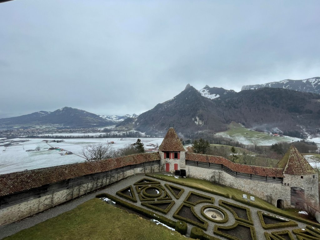 Retour aux temps des chevaliers en Suisse