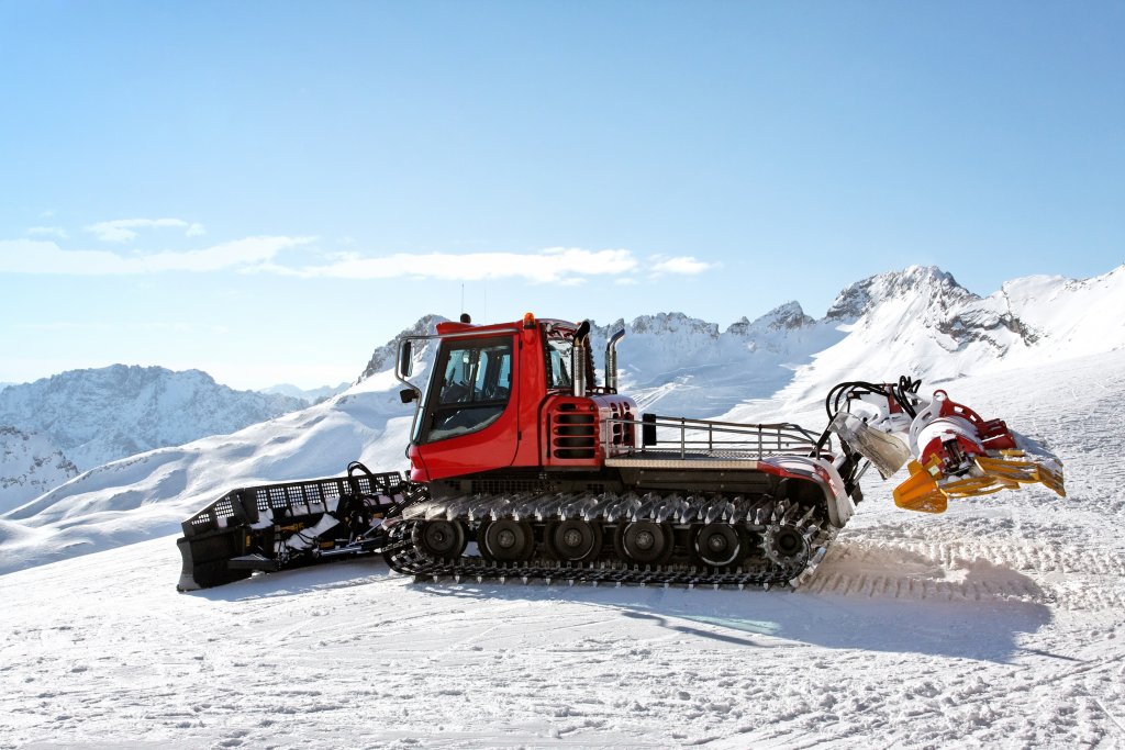 Savoie : conducteur de dameuses, un métier passion avant tout