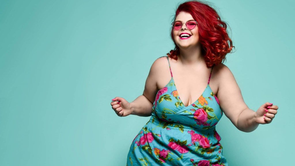 Grossophobie : “T’as un joli visage”, le  compliment qui cache le reste