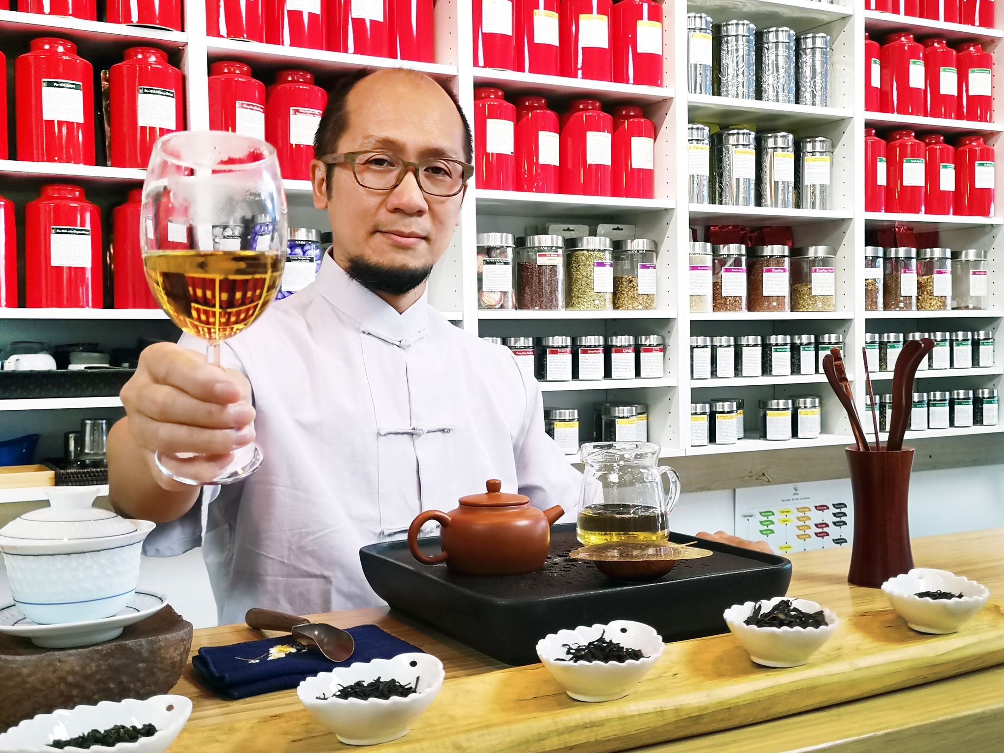 Découvrez pourquoi le thé procure autant de bienfaits avec Maître Han Le