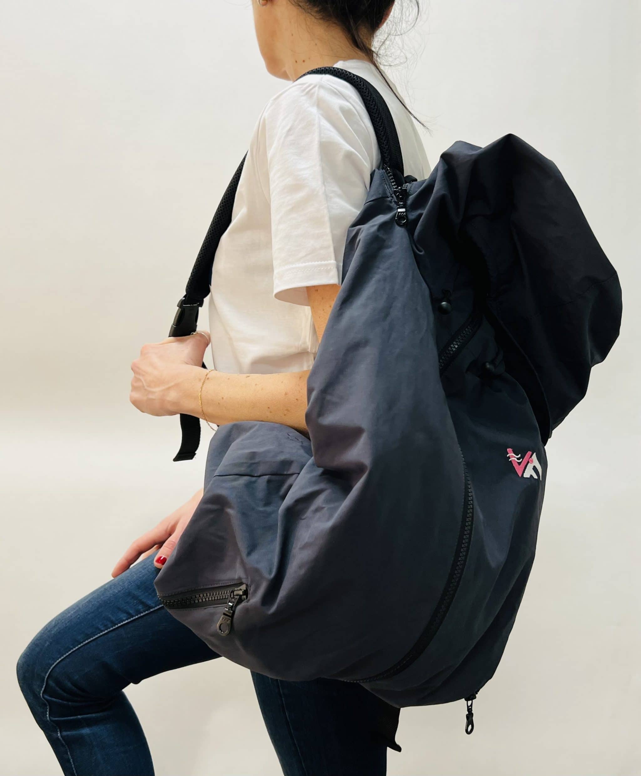 Bagflip : votre coupe vent ou sweat se transforme en véritable sac à dos