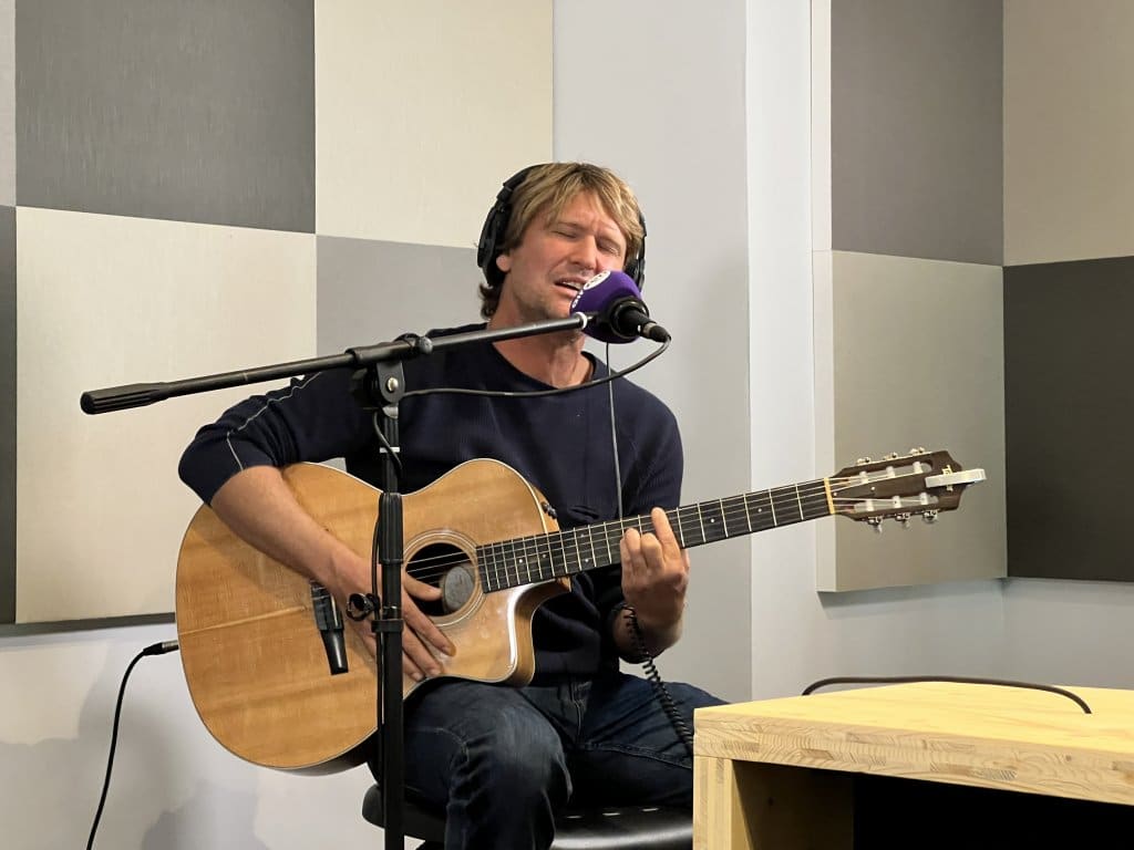 Tom Frager : “Dans ma musique, je m’inspire beaucoup de ce que je vis”