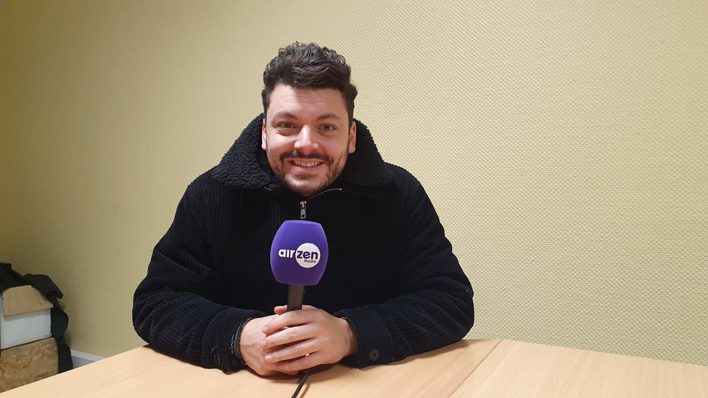 Kev Adams : “Les personnes âgées peuvent nous transmettre des choses uniques”