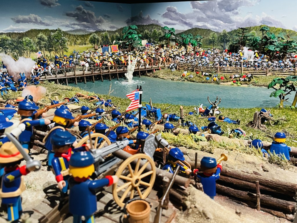 Exposition : à Lyon, un retour en enfance avec “L’Odyssée Playmobil”