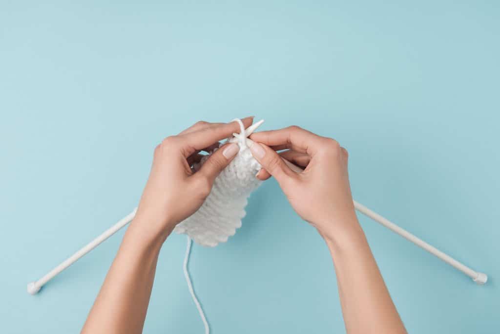 Petit bonnet, bonne action