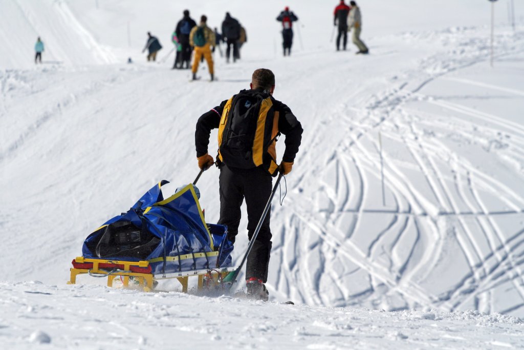 Savoie : à la découverte du métier de pisteur-secouriste