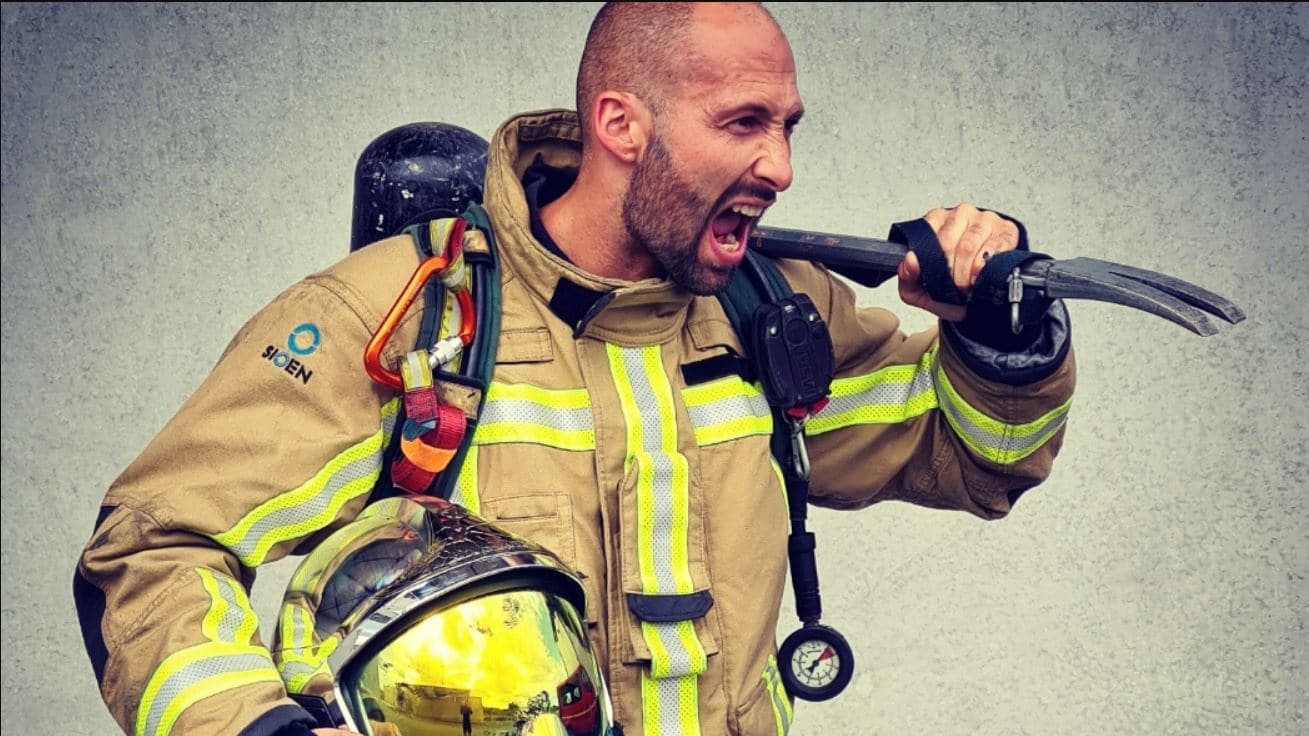 Strike Workout, le pompier qui partage son quotidien sur les réseaux sociaux