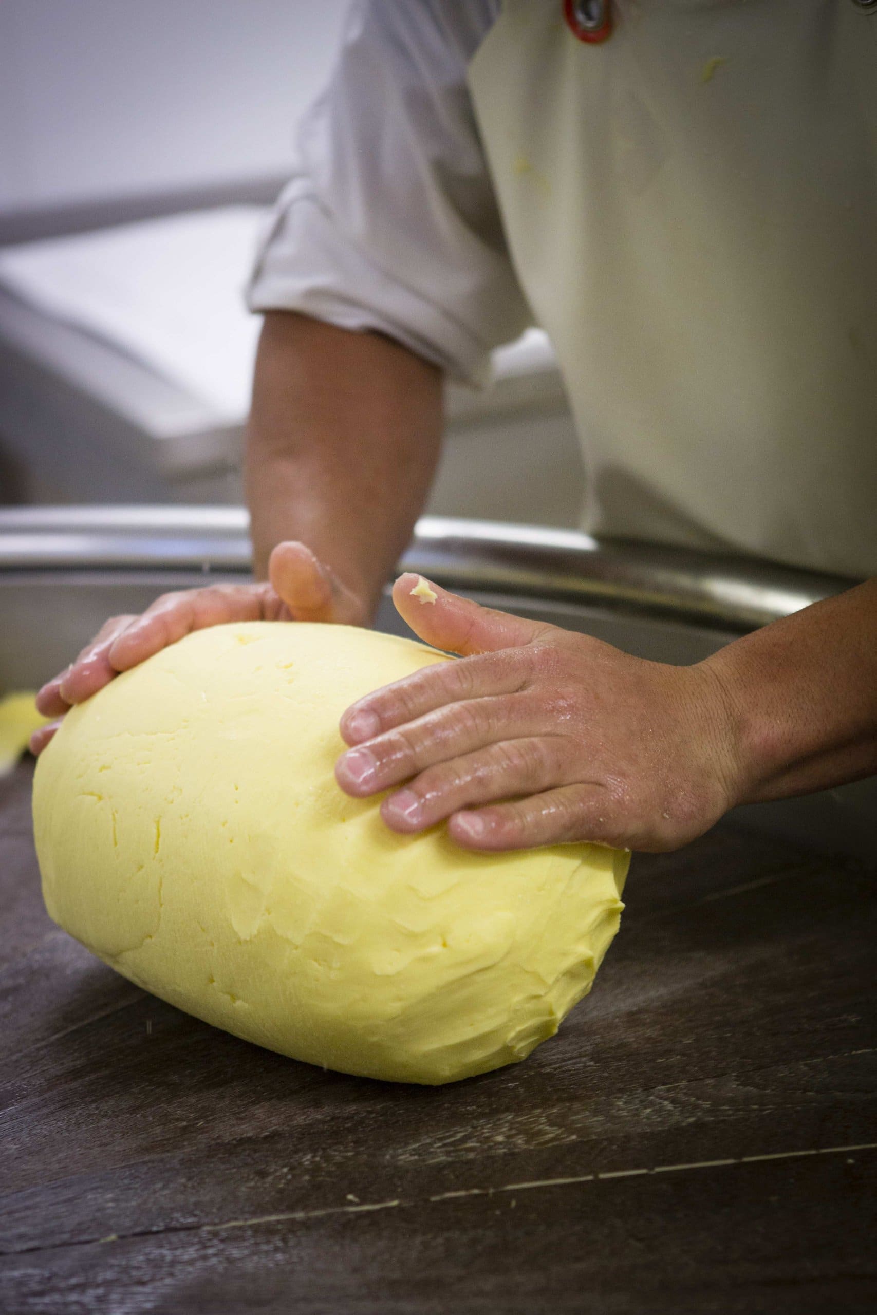 Découvrez les secrets de fabrication du beurre Bordier
