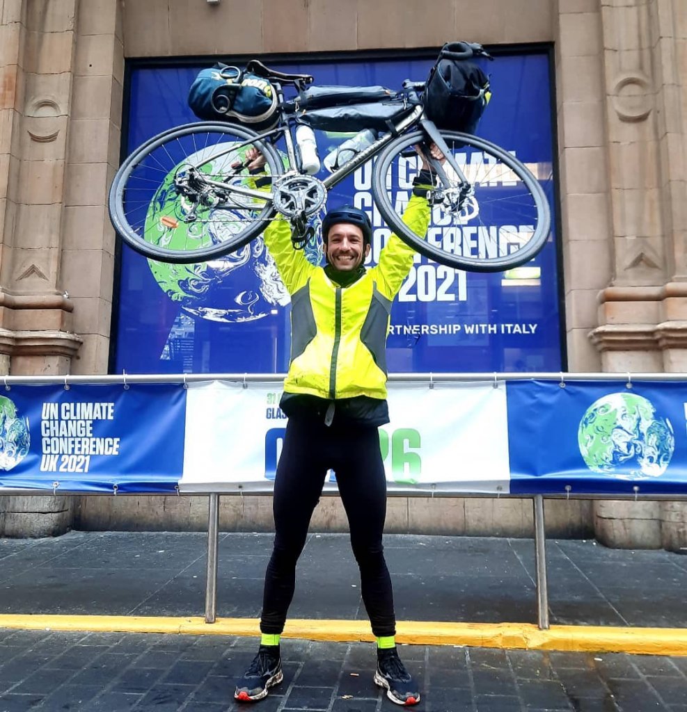 Rejoindre la COP 26 à vélo : le défi réussi de Benjamin de Molliens