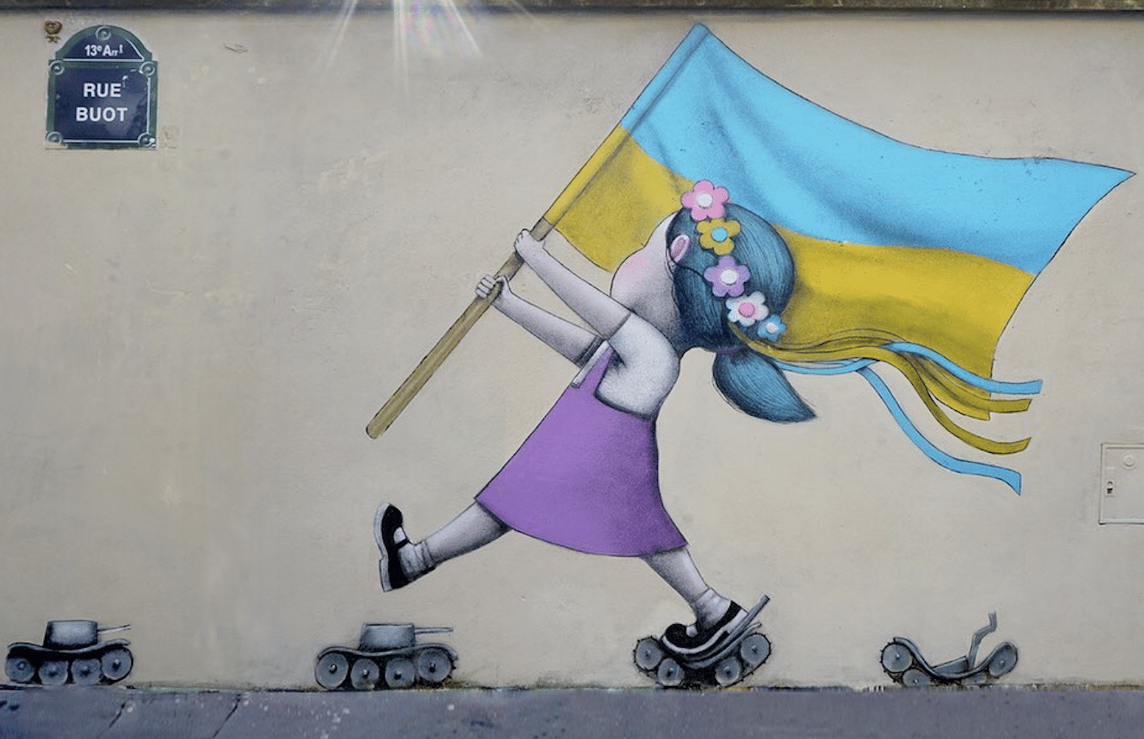 Paris : des street-artistes rendent hommage à l’Ukraine