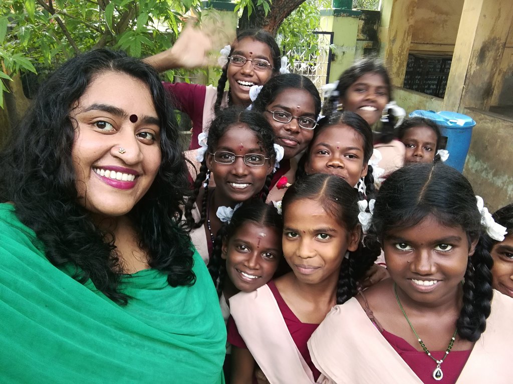 Vasantham, la troupe de danse indienne qui prend une dimension humanitaire