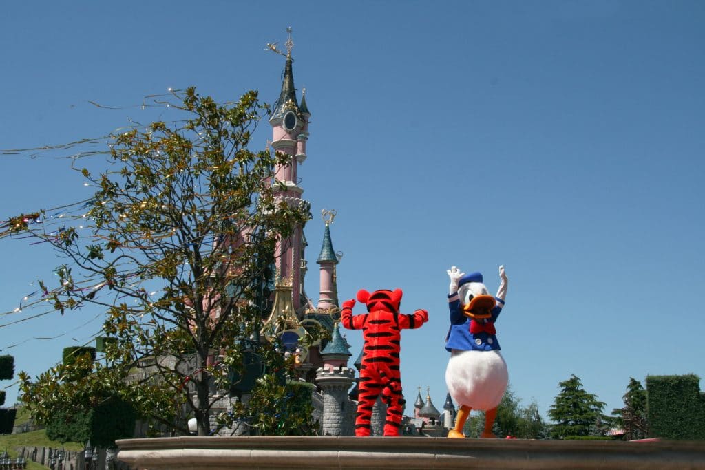 Mon métier ?  Danseuse pour les parcs d’attractions