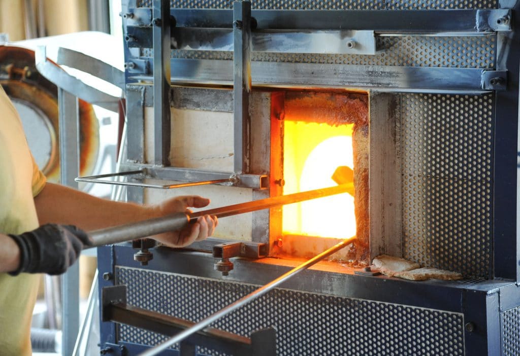 Bretagne : les verreries de Bréhat séduisent le milieu du luxe