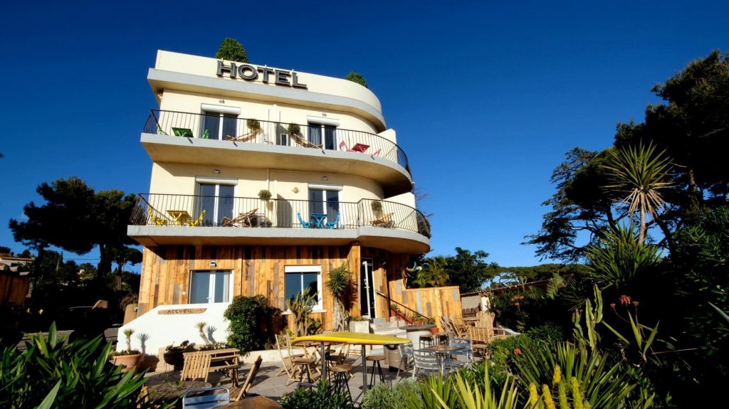 Var : Almanarre Plage, un hôtel à la démarche écoresponsable