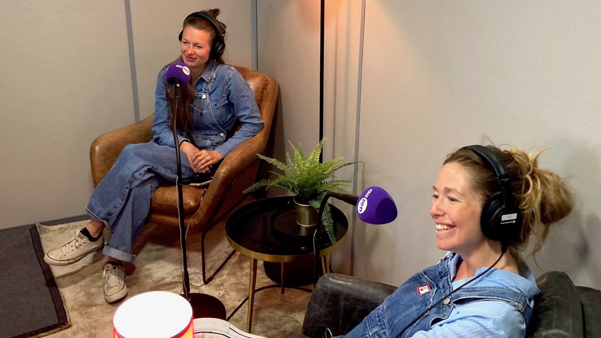 Les frangines en studio à AirZen radio interview