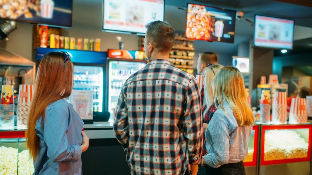 Trop gras, trop sucré… Il est possible de mieux manger au ciné