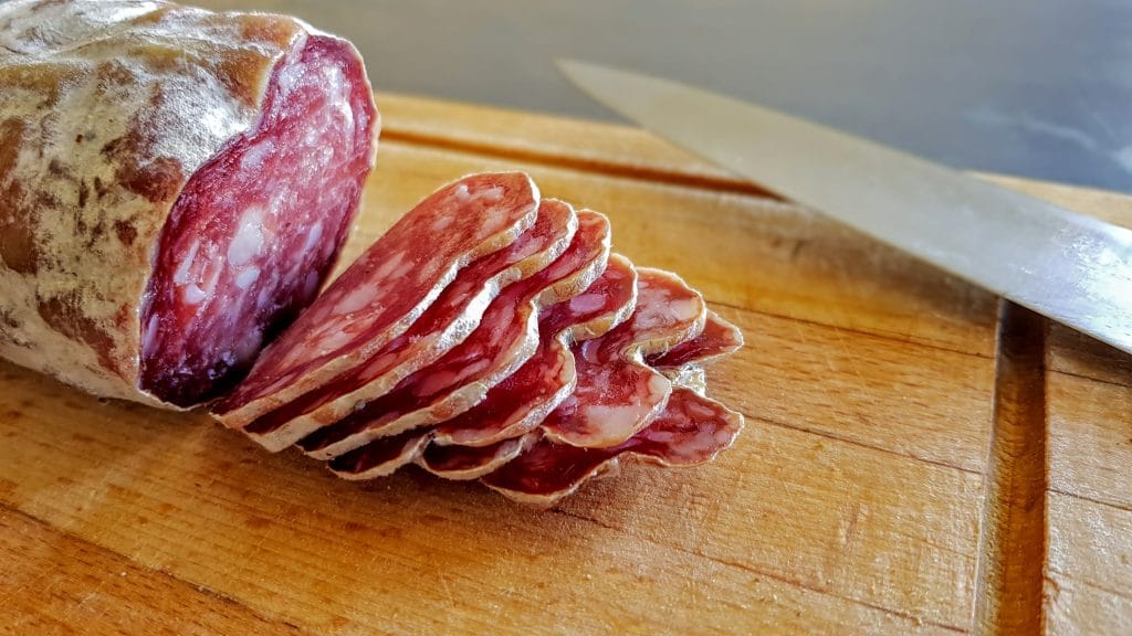 Bienvenue au premier championnat de France de saucisson
