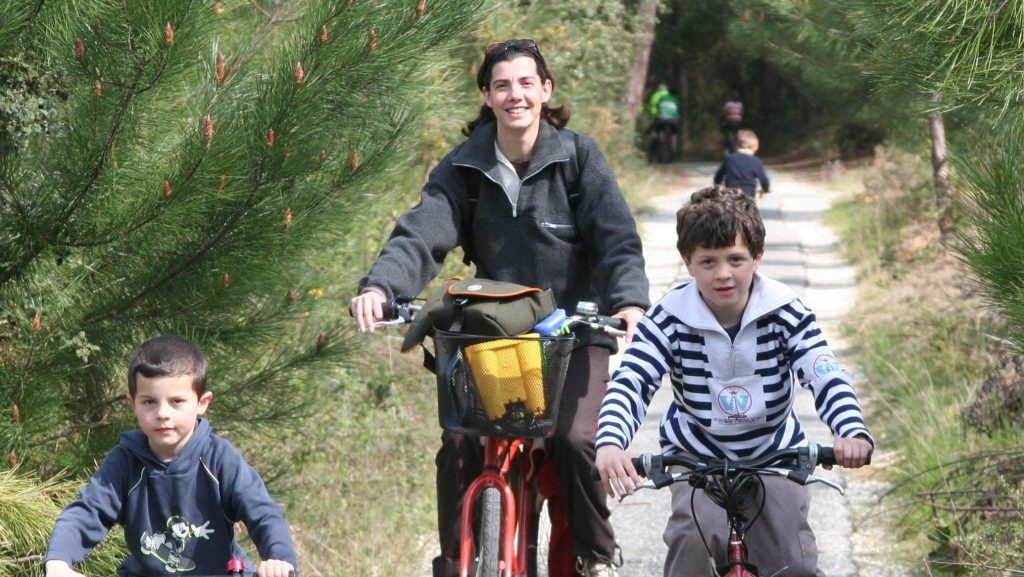 Comment préparer un voyage itinérant à vélo en famille ?