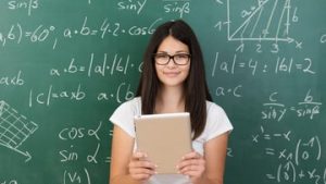 Etudes : l'informatique et les maths c'est aussi pour les filles !