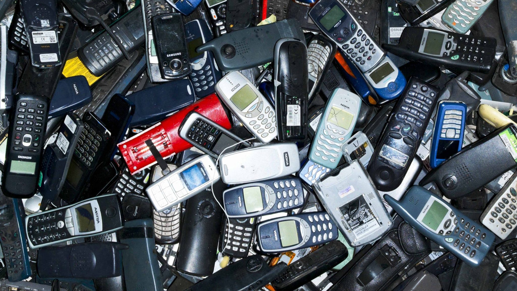 Solidarité : Ecosystem collecte les téléphones portables inutilisés