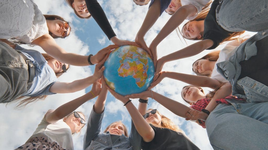Des étudiants forment les députés aux enjeux climatiques