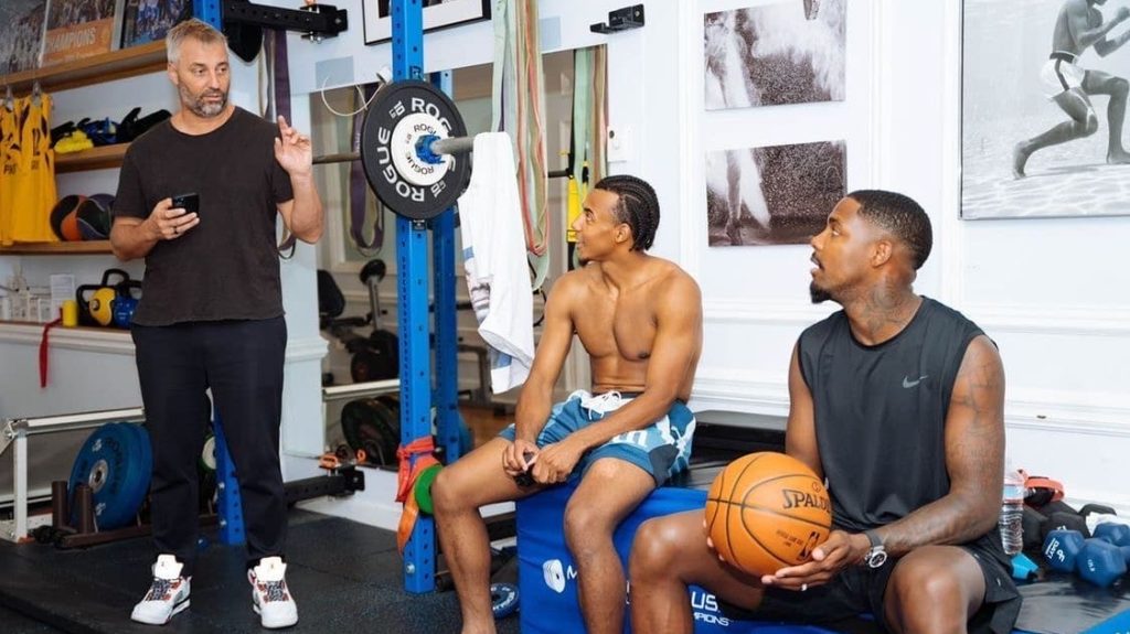 Basket : le kiné des stars de la NBA est français et vit à Los Angeles