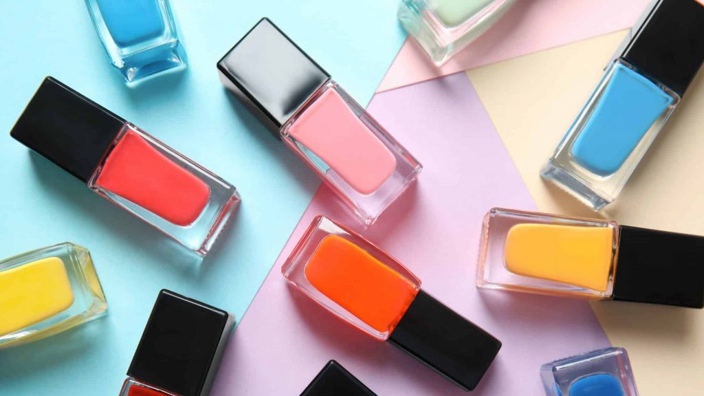 Cosmétiques : vos ongles vont en voir de toutes les couleurs