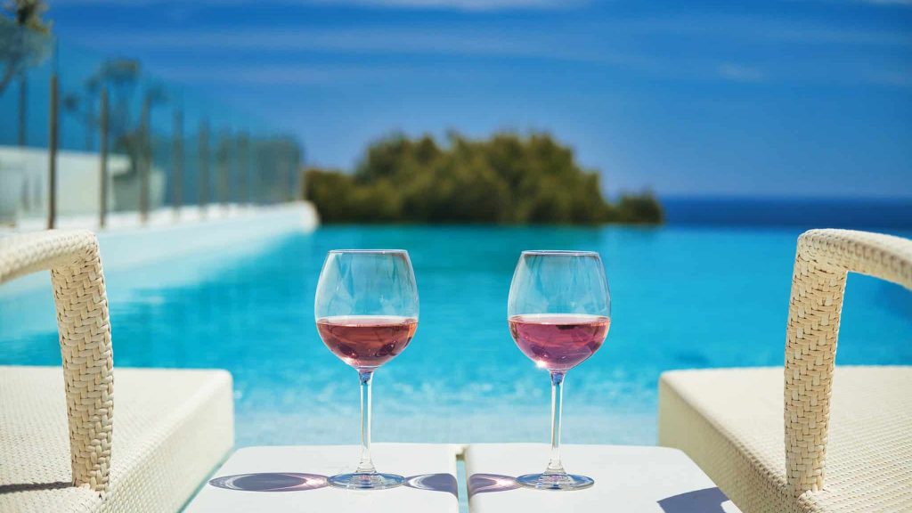 De la bière au digestif, cet été, si on trinquait sans alcool ?