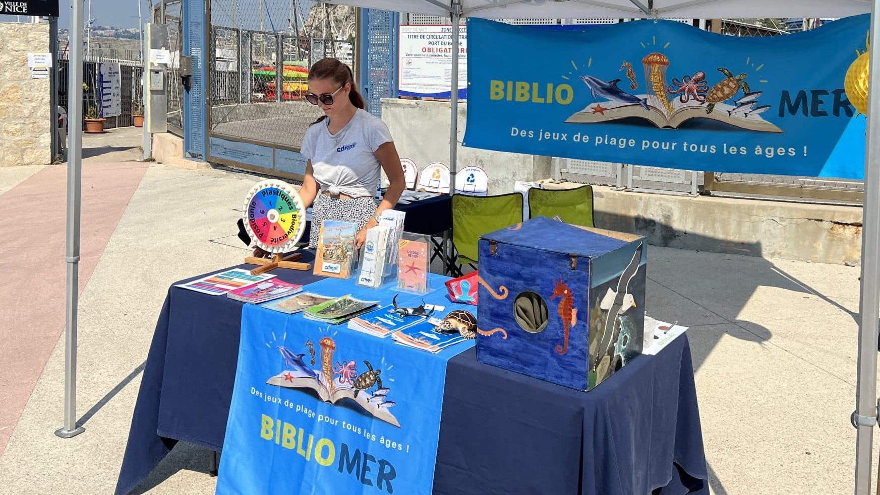 Côte d’Azur : découvrir le monde marin avec le stand mobile BiblioMer