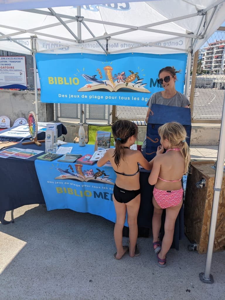 Côte-d’Azur : découvrir le monde marin avec le stand mobile BiblioMer