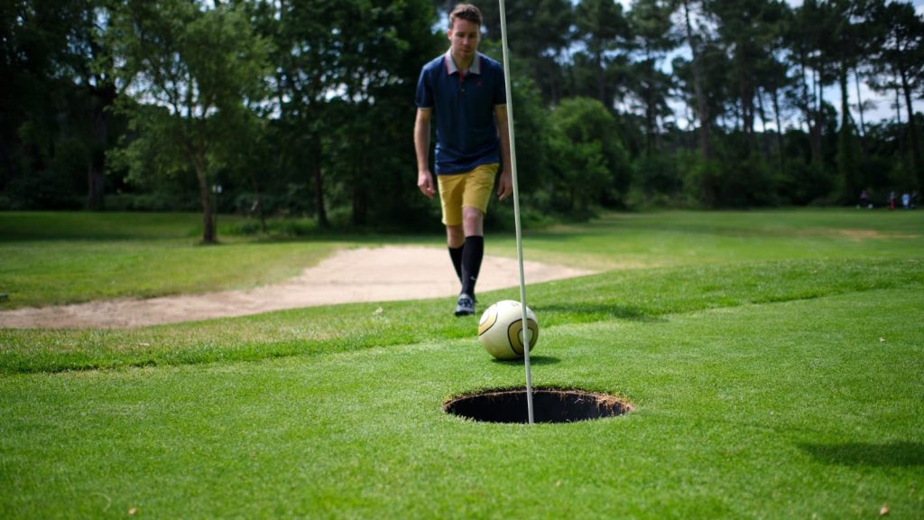 Le footgolf, le sport qui allie technique et bonne humeur
