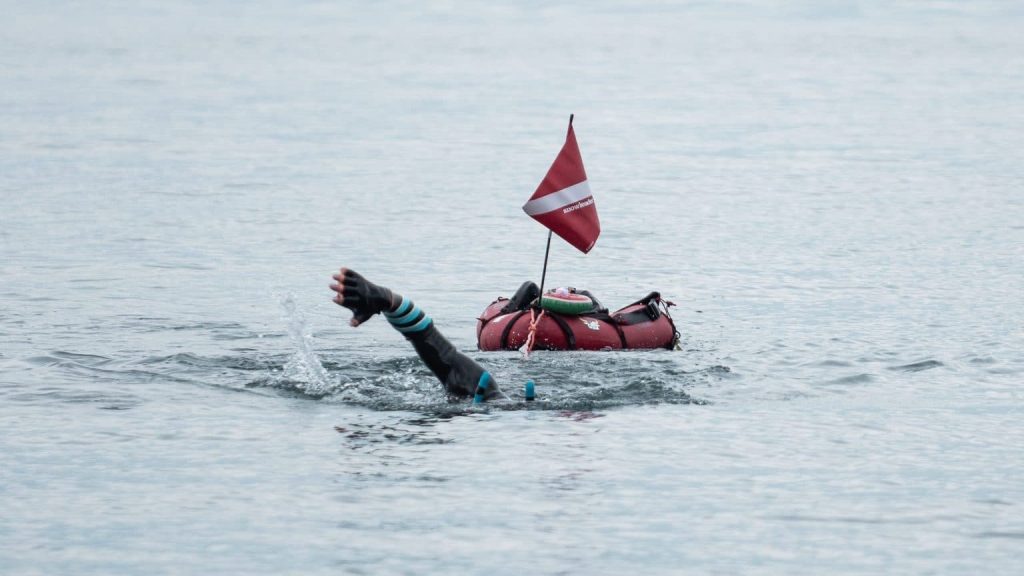 Il va nager 180 km pour sensibiliser à la protection des océans