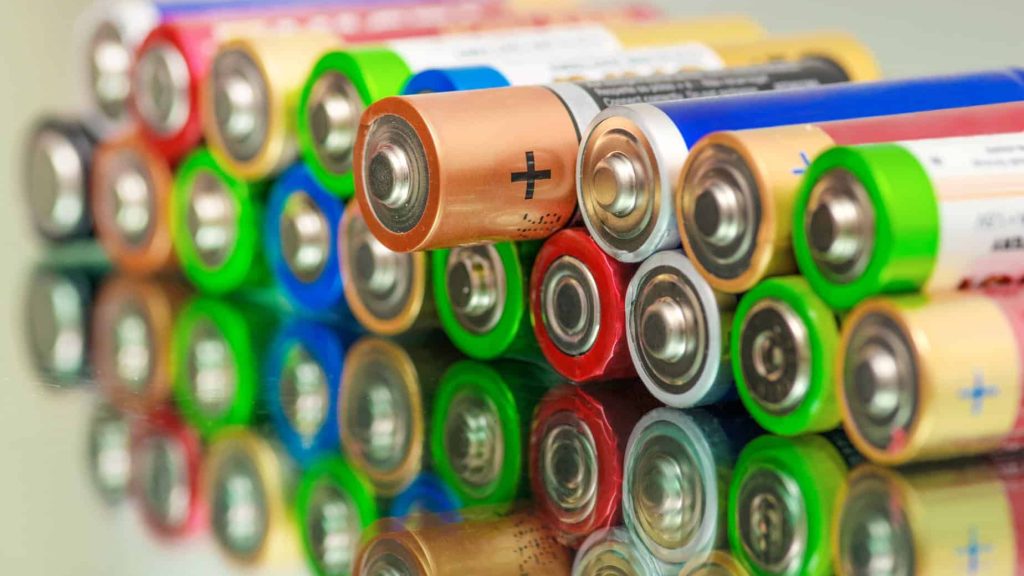 Consommation : comment recycler ses piles et batteries usagées ?