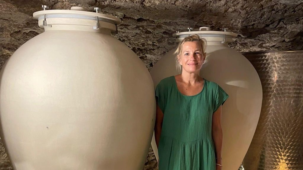 En Bourgogne, ils font de la vinification dans des jarres en céramique