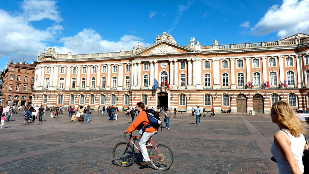 La place du capitole à toulouse