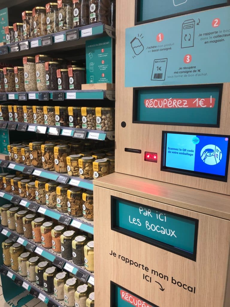 Consommation vrac : finis les emballages, bienvenue aux bocaux