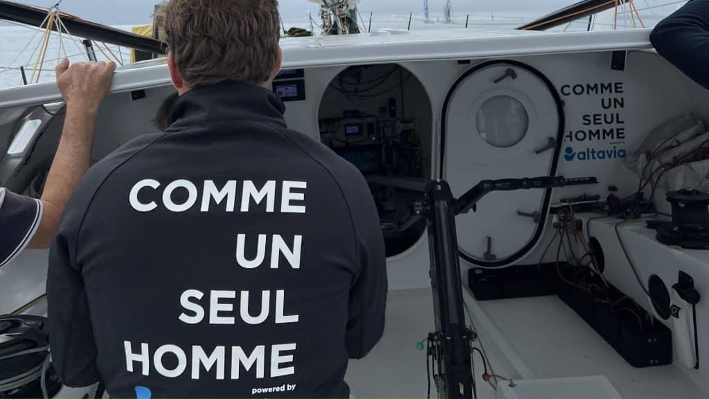 Embarquez à bord d’un IMOCA : un voilier de course au large