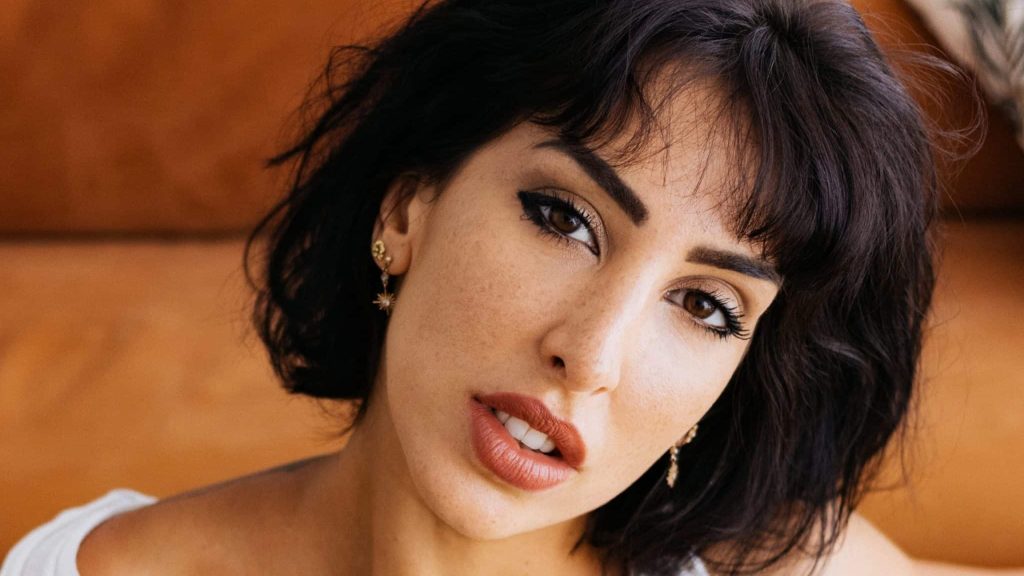 Aurélie Delmas, l’artiste sophrologue aux multiples visages