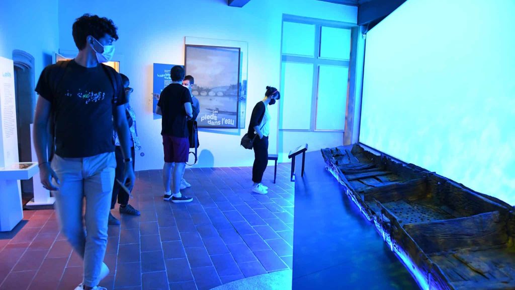 “Les pieds dans l’eau”, une exposition lyonnaise à hauteur d’enfants