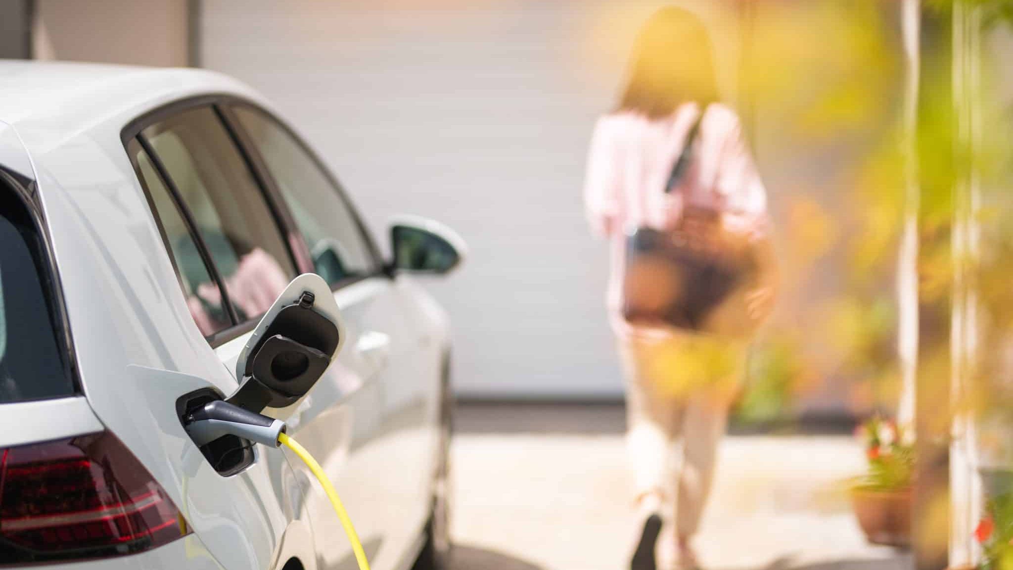 Particuliers : bien choisir sa borne de recharge pour voiture électrique