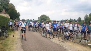 e Reborn Trip, tour de France à vélo avec des réfugiés