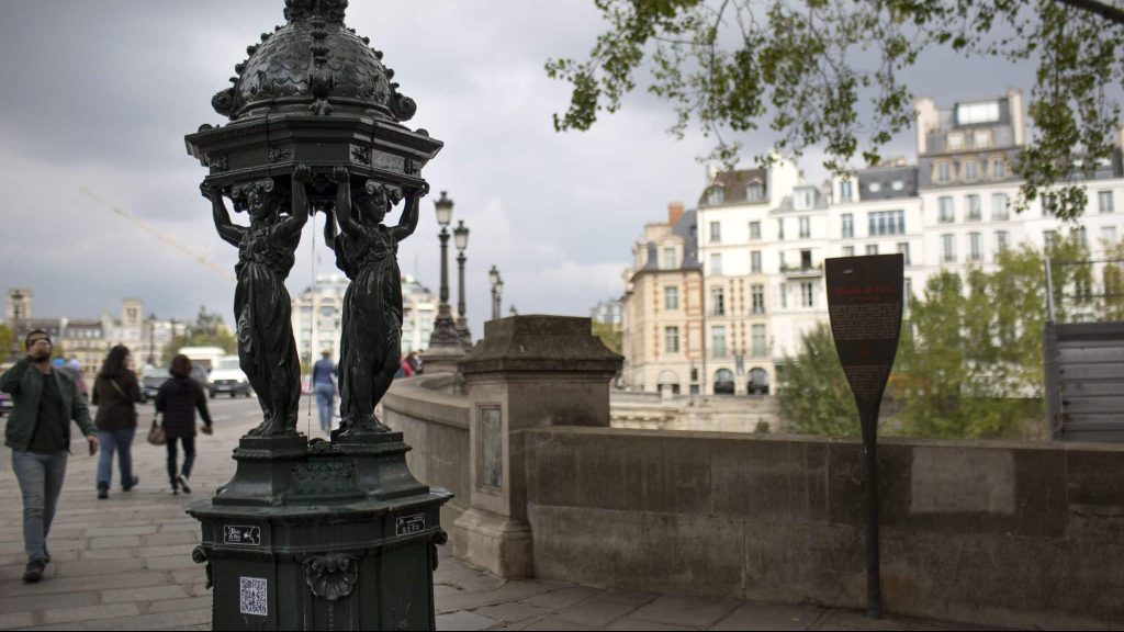 Paris : l’eau du robinet de plus en plus plébiscitée