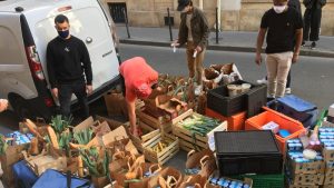 Des combinaisons de surf recyclées pour créer des accessoires de golf