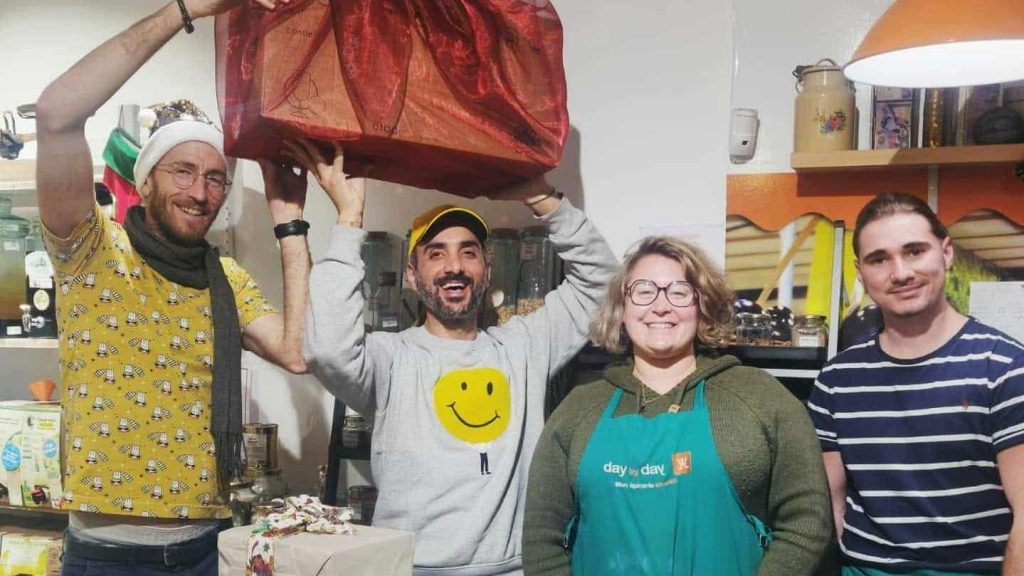 Un calendrier de l’Avent inversé pour les personnes isolées