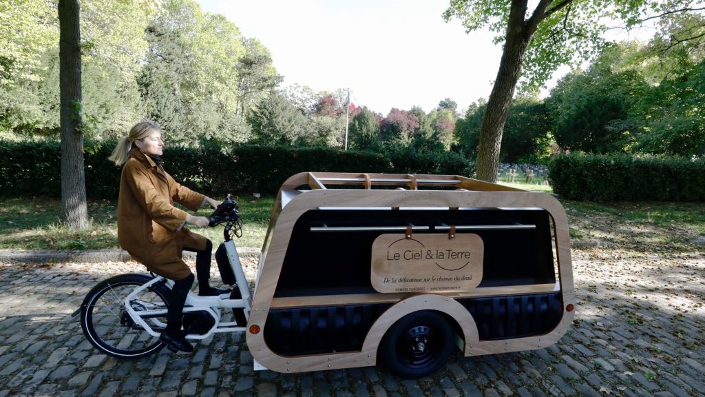 La Corbicyclette, premier vélo-corbillard de France