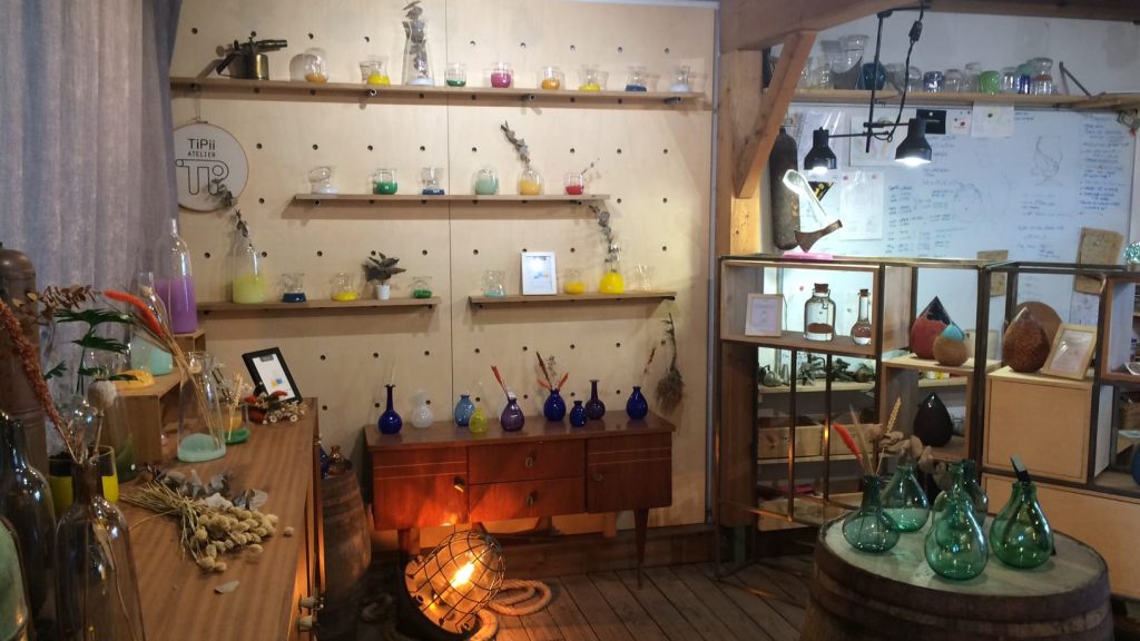 Toulouse : à l’atelier Tipii, le verre est soufflé à la canne