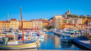 Marseille : des boudins de cheveux pour dépolluer le Vieux-Port